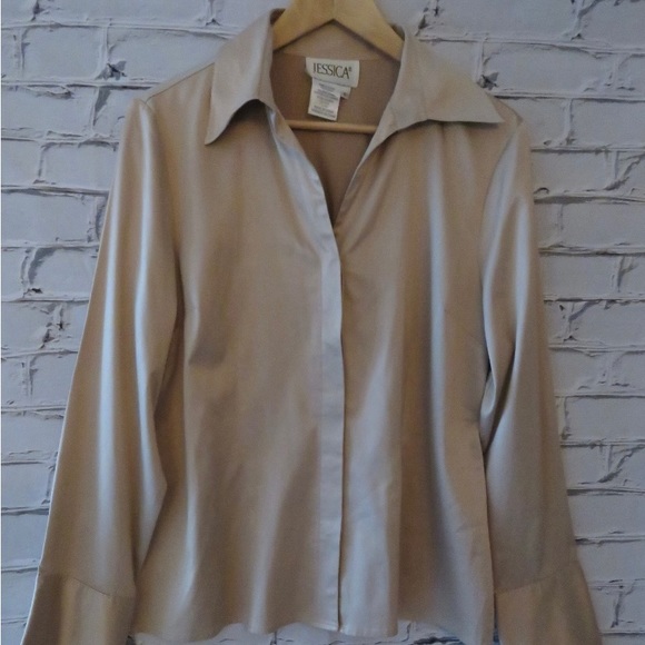 Vintage Beige Silky Sateen Blouse With Long Sleeves - Picture 2 of 5